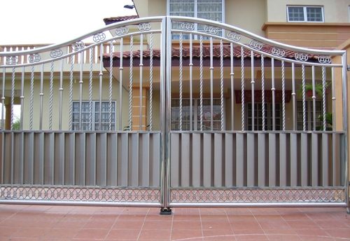 Stainless steel compound gate with mild steel infill panels in Coimbatore